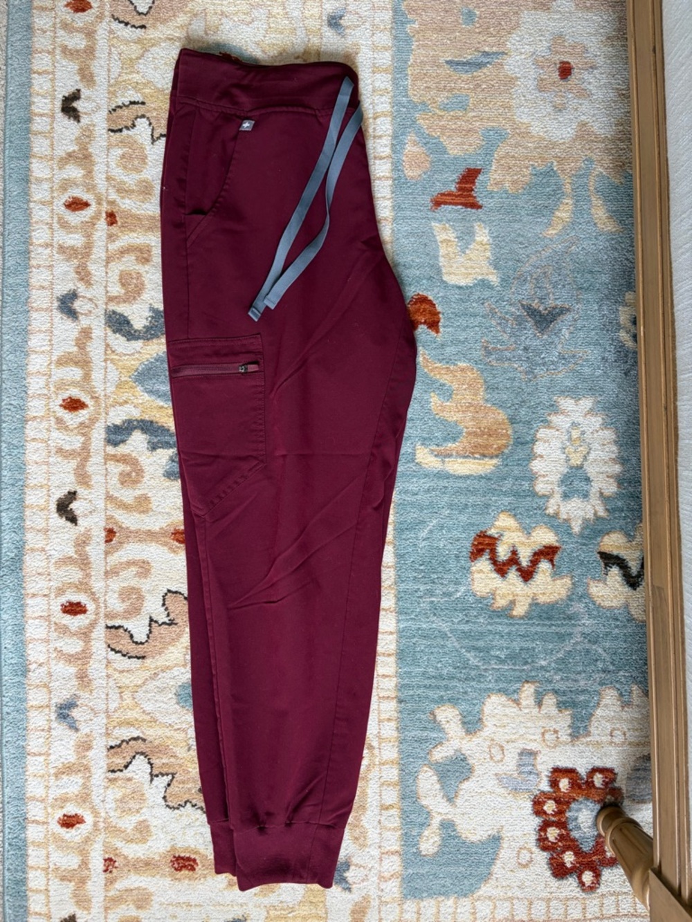 FIGS Zamora Jogger Burgundy Medium Petite High Waisted Scrub Pants